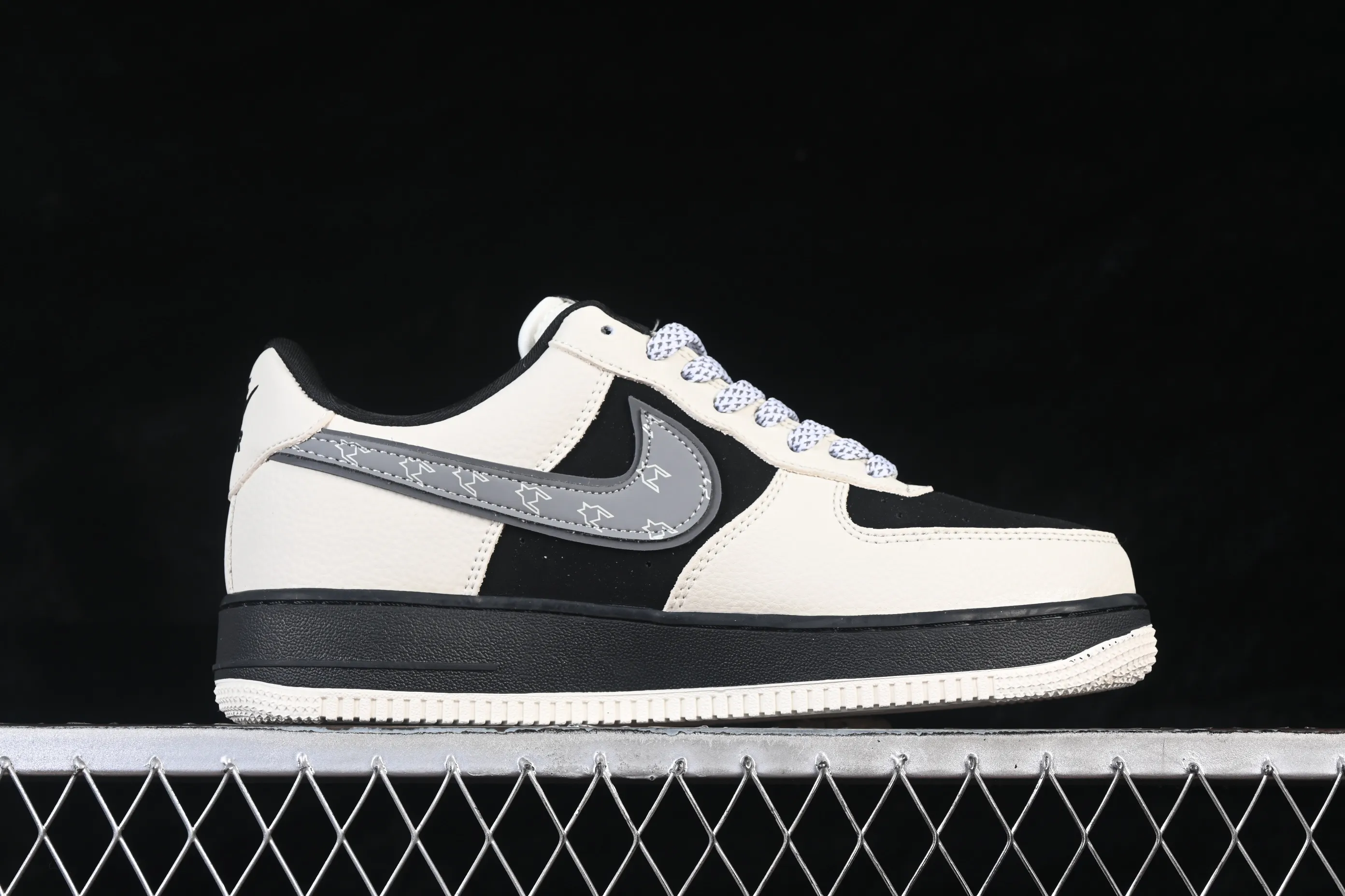 All Categories Nk Air Force 1 Air Force Series Nk Air Force 1 Low Air Force Low Nike Air Force 1'07 Low Beige White Black Air Force One Low Casual Shoes DF0188-132